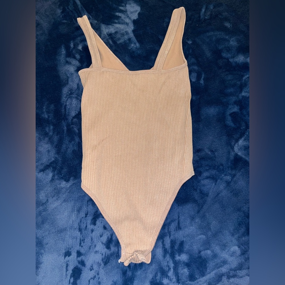 Woman’s Tan Ribbed Body Suit - Picture 3 of 3